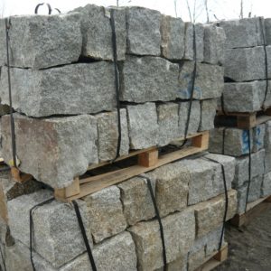 Bloczki granitowe murowe